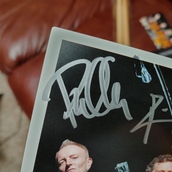 DEF LEPPARD SIGNED BAND PHOTO & VIP MEMORABILIA 2015 MIRRORBALL - Picture 11 of 13
